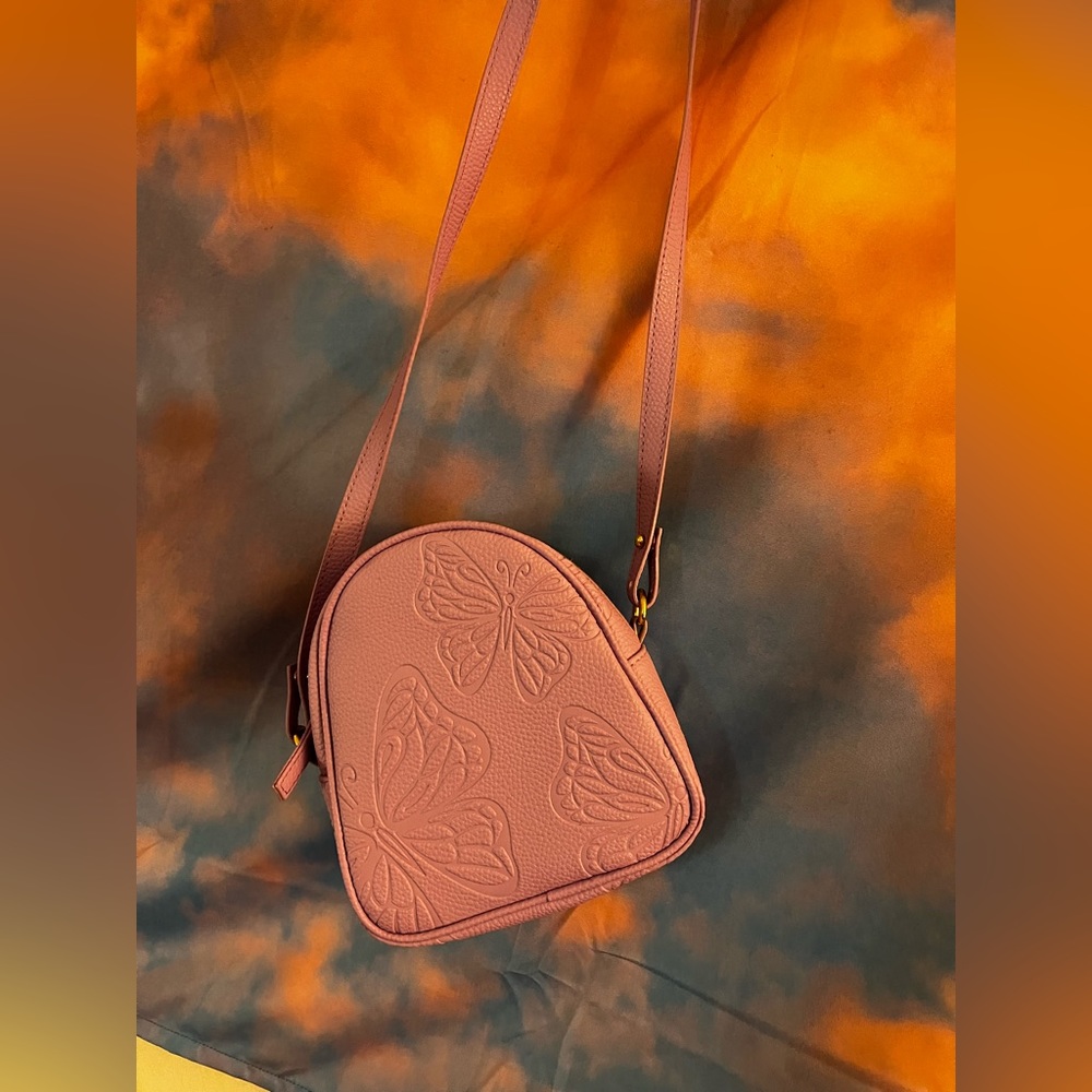 Bath and body works butterfly crossbody bag